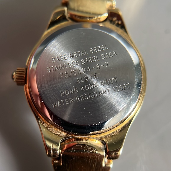 Armitron Now Gold Tone Ladies Bangle Bracelet Watch - Picture 6 of 15